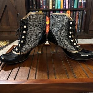 Fluevog Baroque’s: Preti, Black/Jacquard, Womens 8, GUC